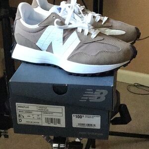 New Balance MS327